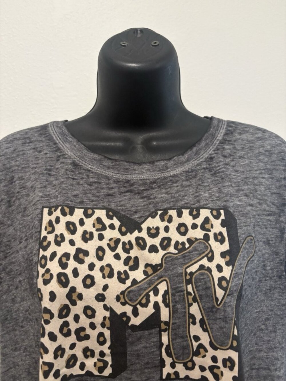 MTV Leopard Graphic Print T Shirt Women XL Retro Music Television - Picture 2 of 6